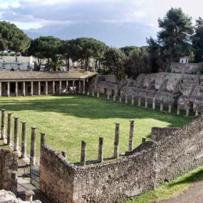 Pompeii and Herculaneum skip the line tour with easy lunch included