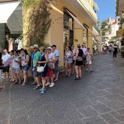 Capri tour with local guide and light lunch included