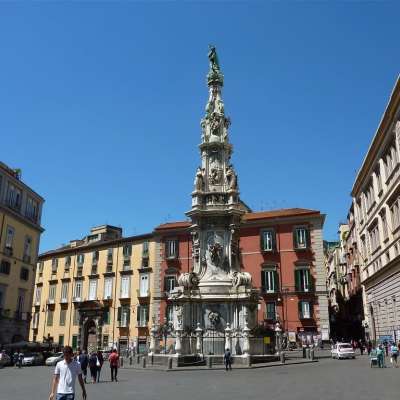 A Taste of Naples: Food, Markets & Traditions